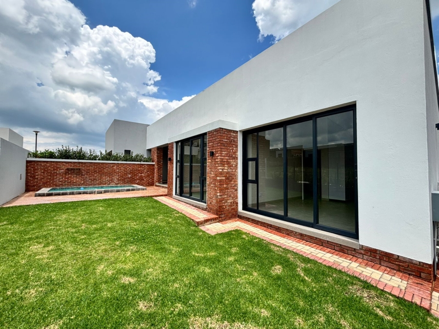 To Let 3 Bedroom Property for Rent in Helderzicht Eco Estate North West